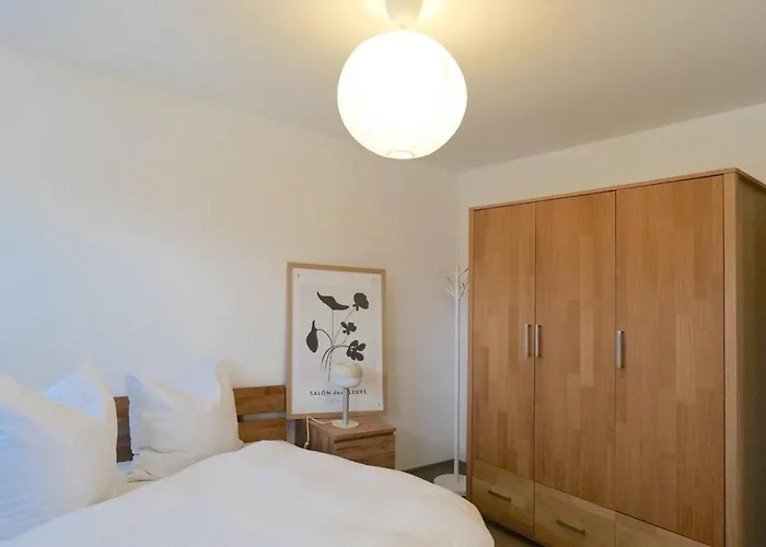 Wunderschoene Grosse In Aue Apartmán Aue-Bad Schlema