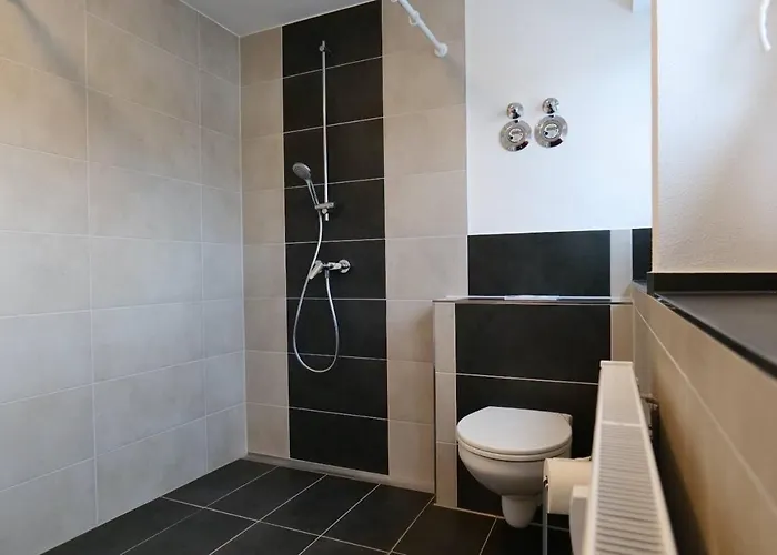 Wunderschoene Grosse In Aue Apartmán Aue-Bad Schlema